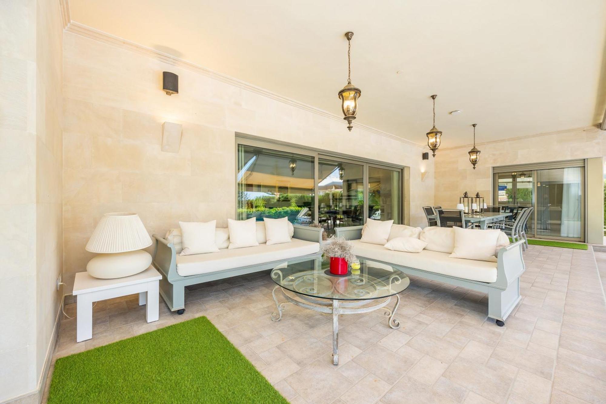 Bellviure Luxury Villa *